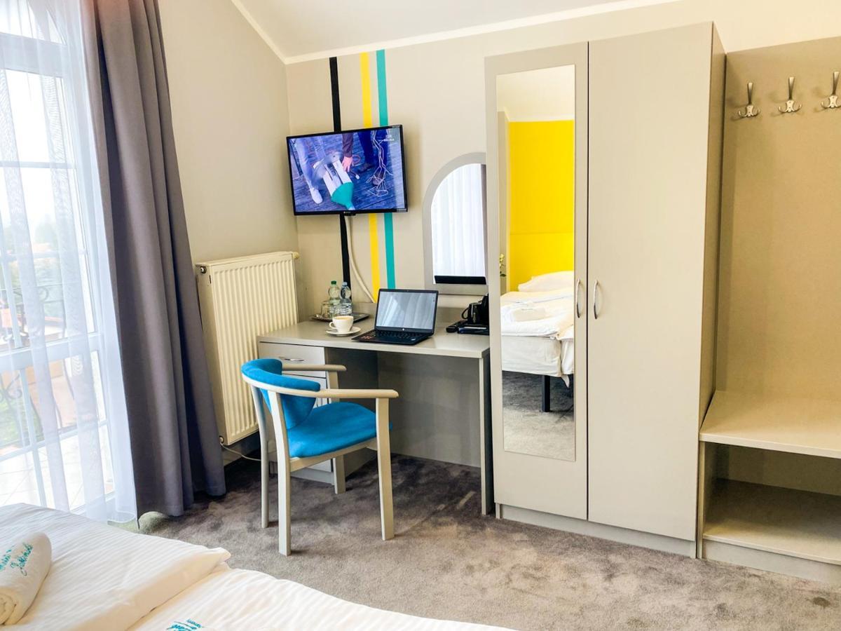 Hotel Jablonski สตาวิกูดา ภายนอก รูปภาพ